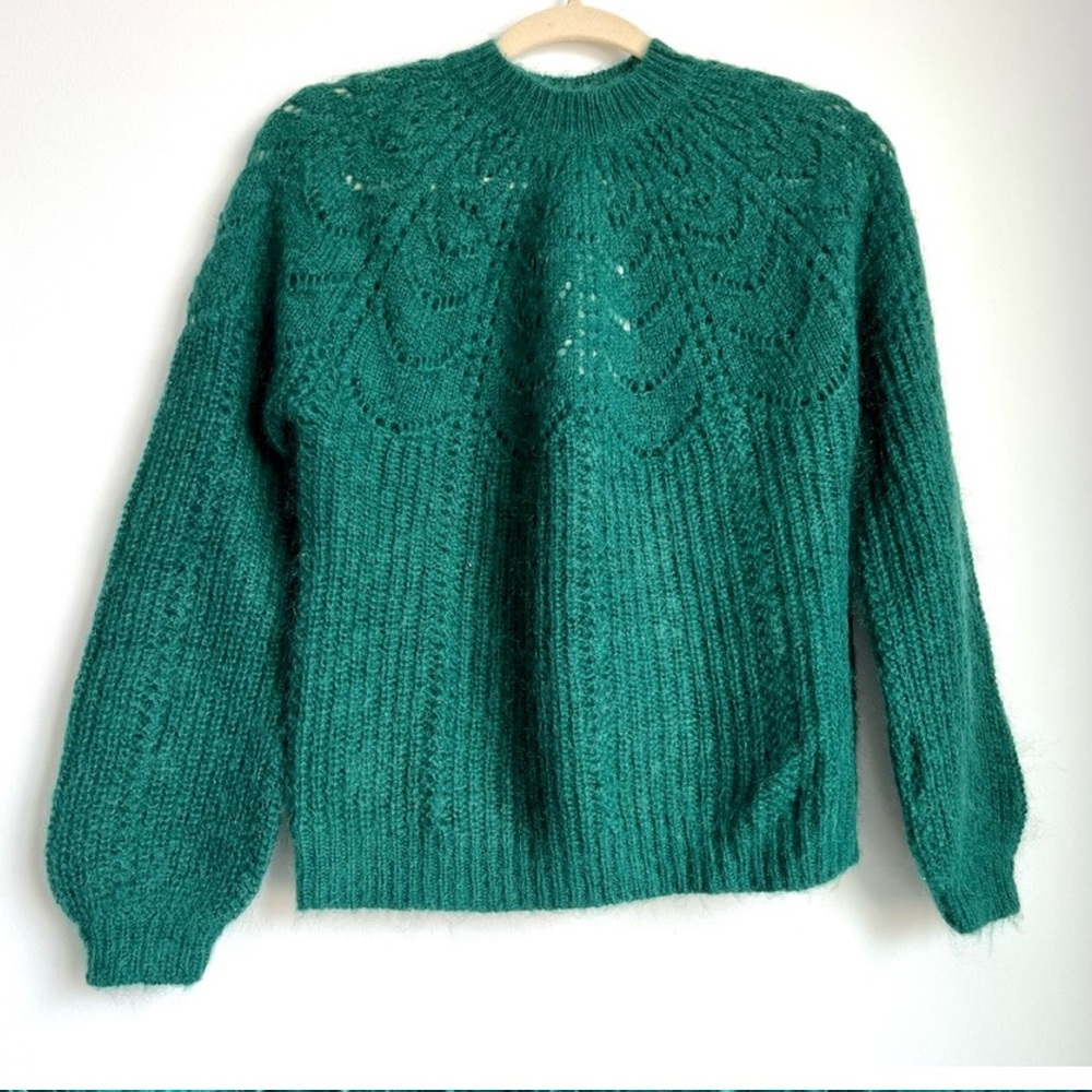 Gorgeous Sezane evergreen sweater in EUC size S. Perfect,  cozy gem.